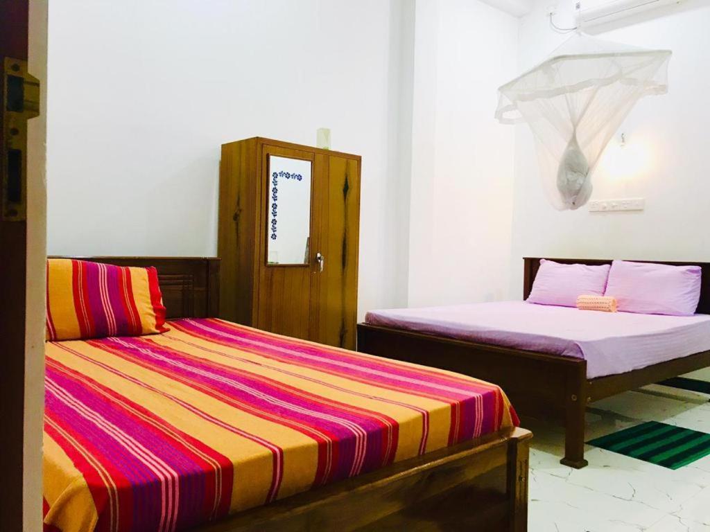 Green Jade Inn Мириса Екстериор снимка