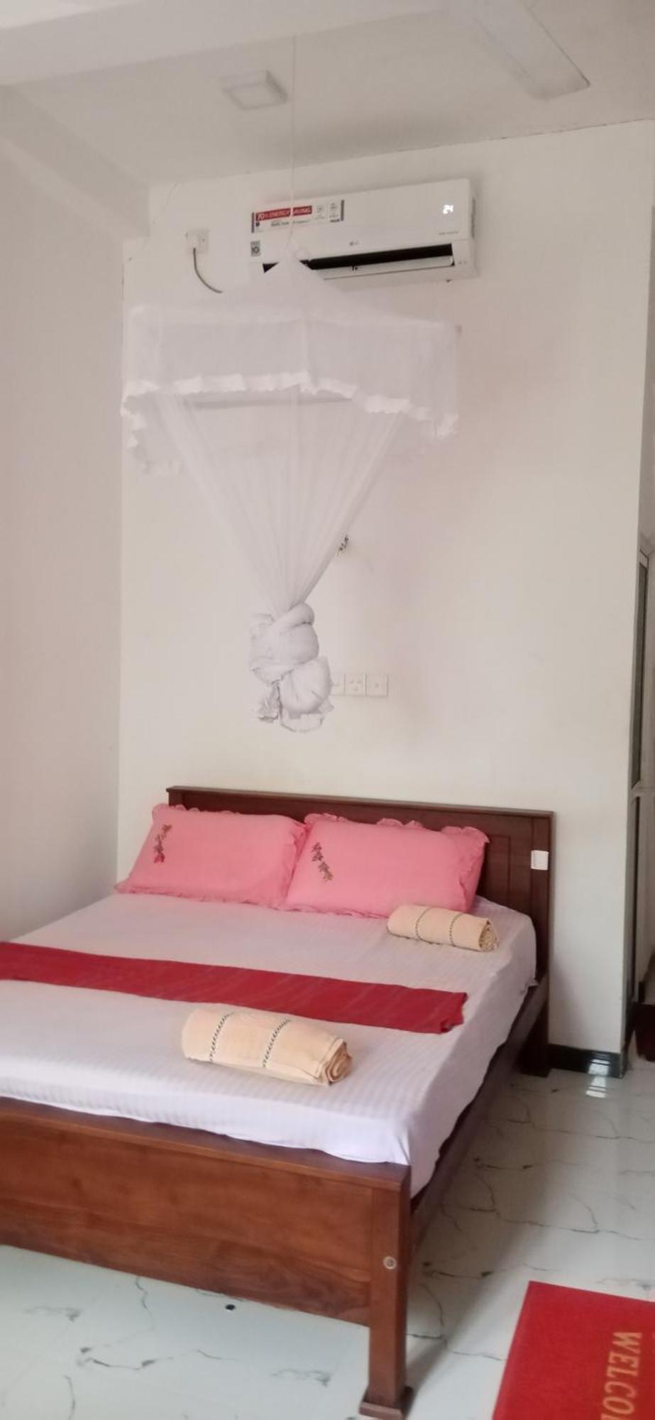Green Jade Inn Мириса Екстериор снимка