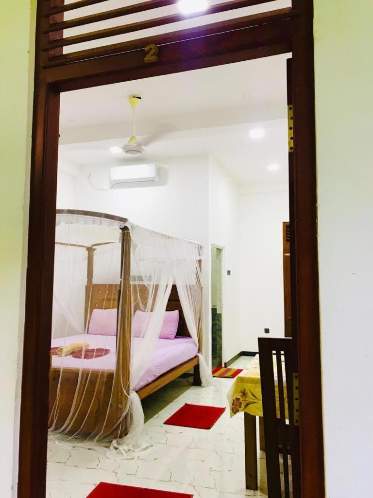 Green Jade Inn Мириса Екстериор снимка