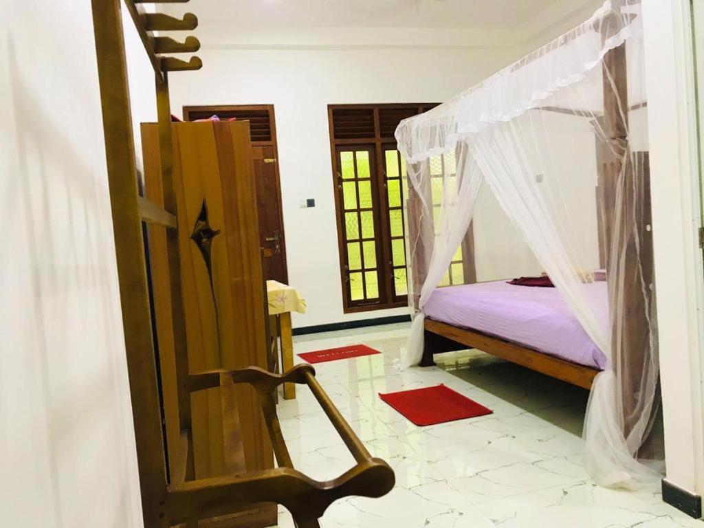 Green Jade Inn Мириса Екстериор снимка